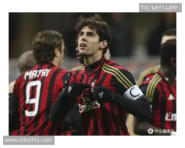 卡卡传奇：从绿茵场到漫画世界的足球明星之旅